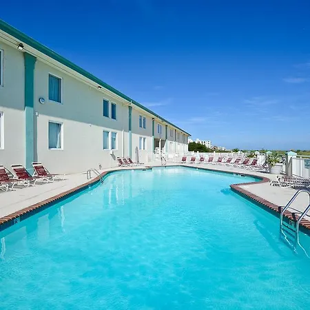 Best Western Plus Holiday Sands Inn & Suites 